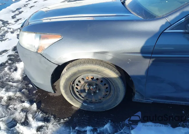 1HGCP26349A057171: 43881089