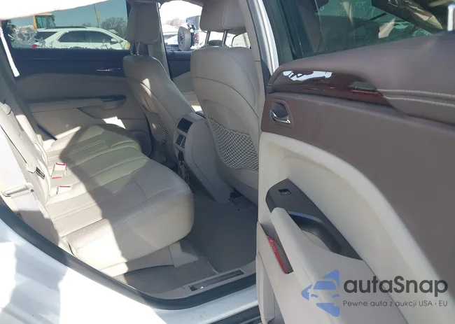 3GYFNCE33DS508598: 43881095