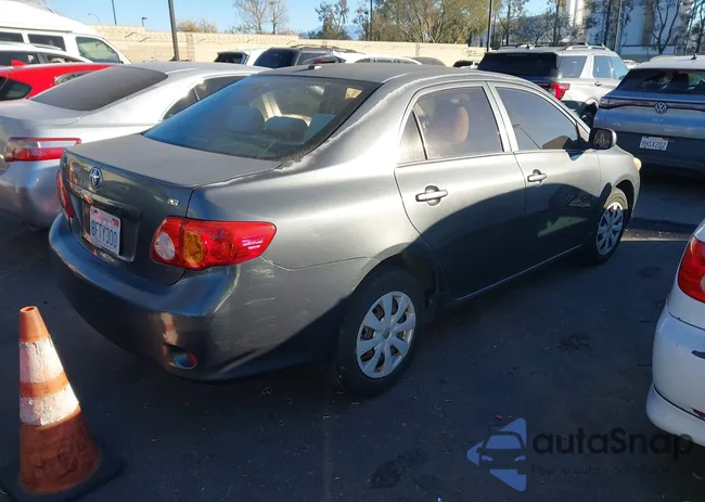 2T1BU4EE0AC422818: 43881100