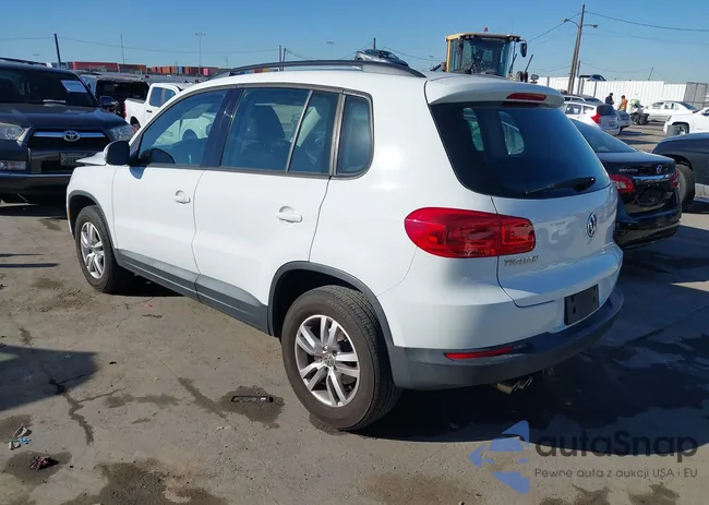 WVGAV7AX9FW614377: 43881156