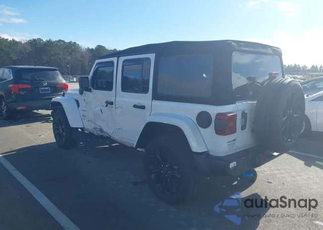 1C4RJXP62RW155554: 43881189