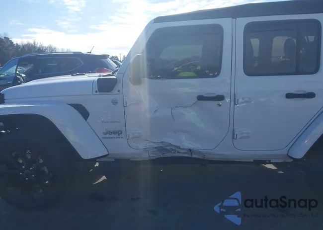 1C4RJXP62RW155554: 43881189