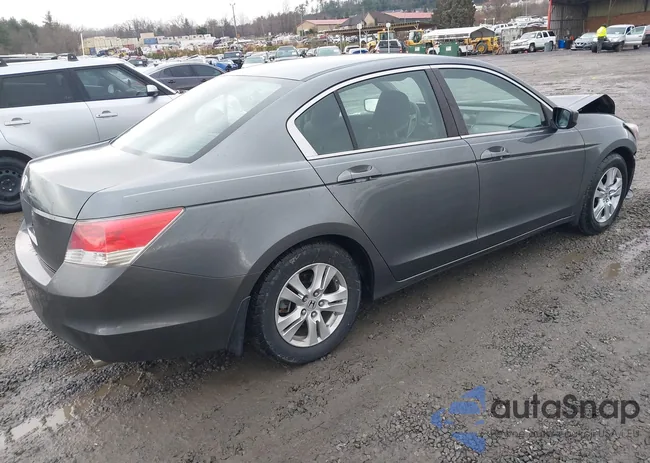 1HGCP2F44AA093312: 43881392