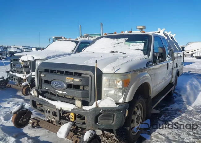 1FT7X2B65EEB70758: 43880675