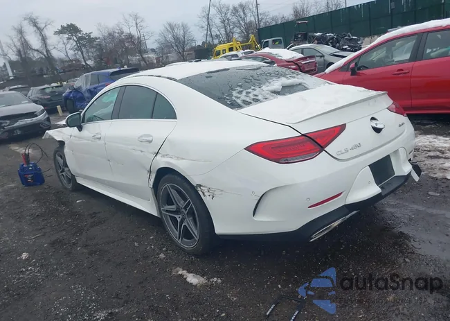 WDD2J5KB7KA040774: 43880789