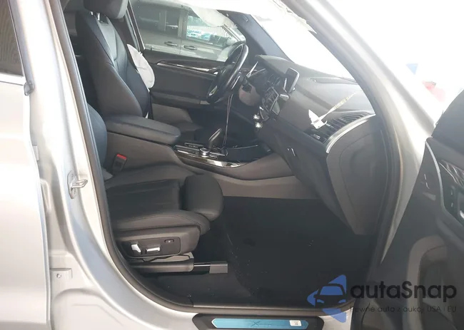 5UXTY3C09L9C13520: 43881854