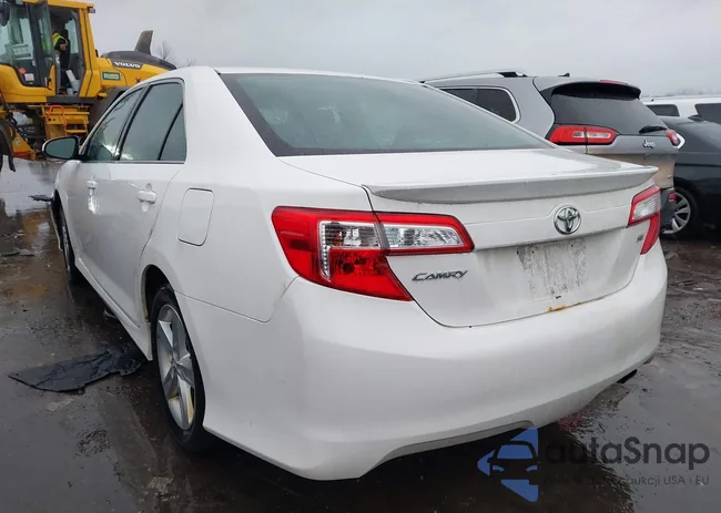 4T1BF1FK8EU757553: 43881995