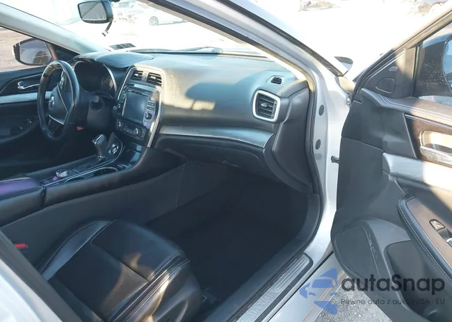 1N4AA6AP6GC905695: 43882017