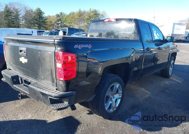 1GCVKPEC6HZ210699: 43882243