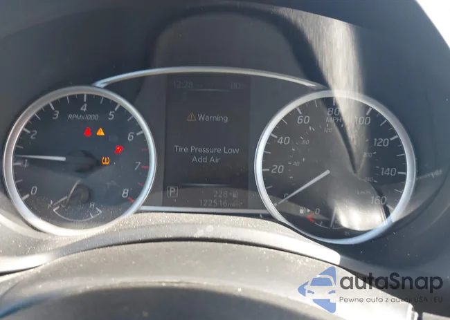 3N1AB7AP1JY302328: 43882273