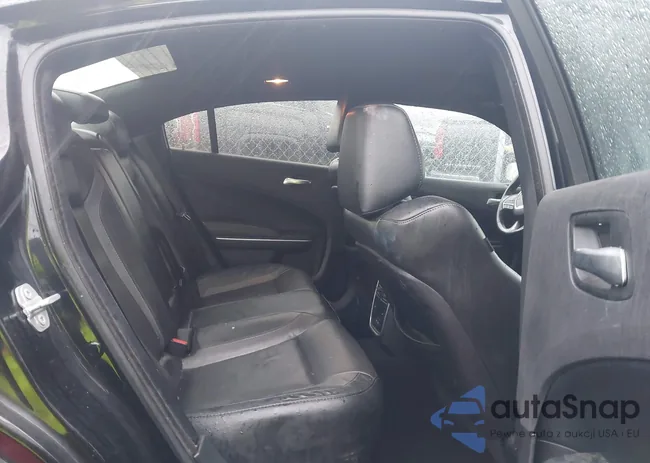 2C3CDXBG7KH657269: 43882305