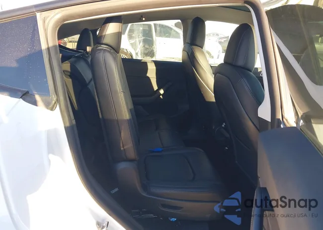 7SAYGAEE5NF433477: 43882313