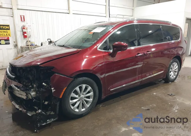 2C4RC1EG5JR354307: 43882429