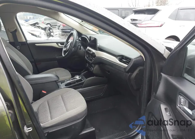 1FMCU9G62LUC07658: 43882441