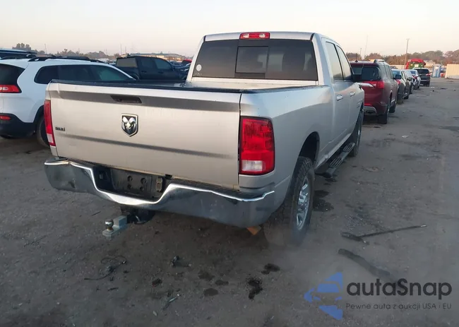 3C6TR4DT8GG221504: 43881504