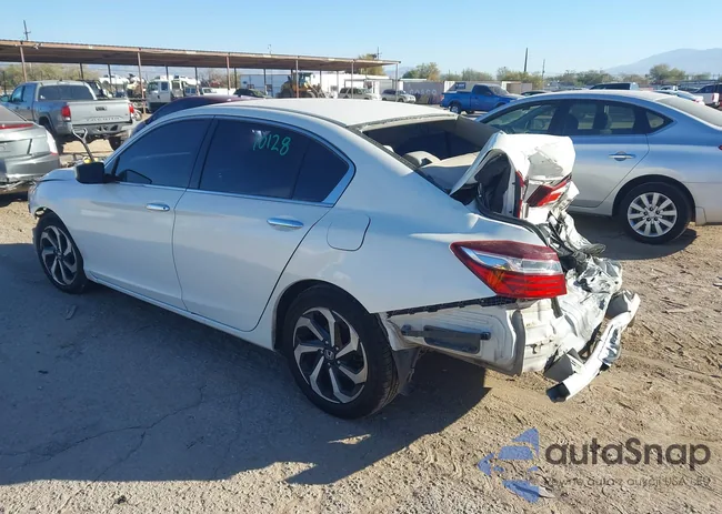 1HGCR2F39HA116868: 43881510