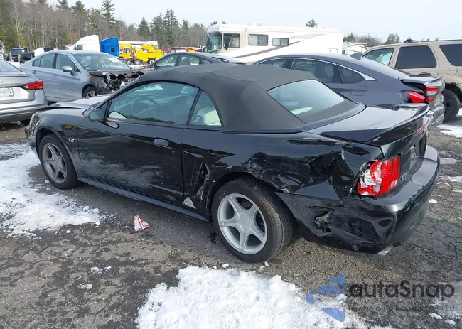 1FAFP45X8YF275259: 43881621