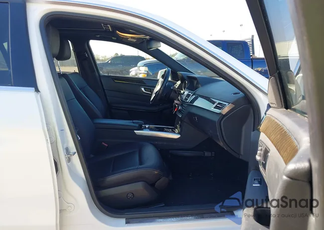 WDDHF5KB7FB120989: 43881779