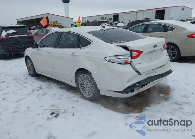 3FA6P0HD0ER337133: 43882853