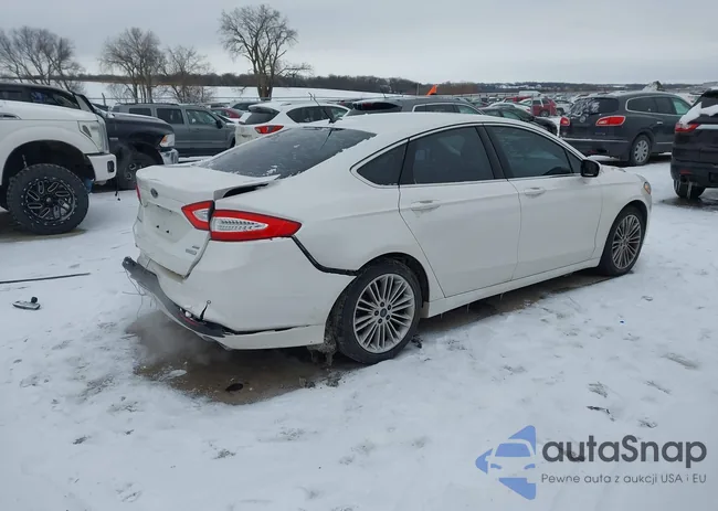 3FA6P0HD0ER337133: 43882853