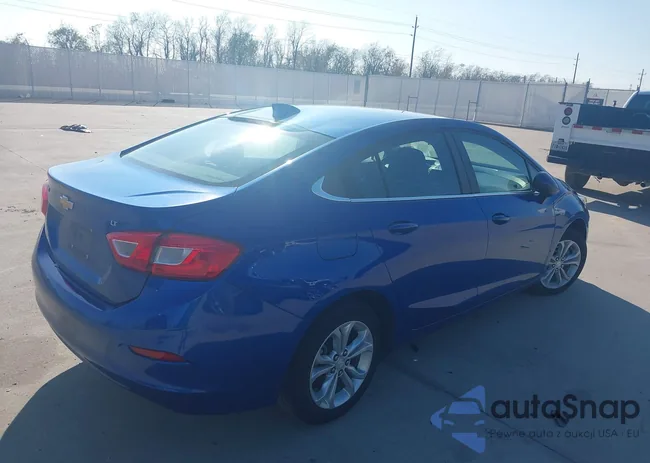 1G1BE5SM5K7138241: 43882906