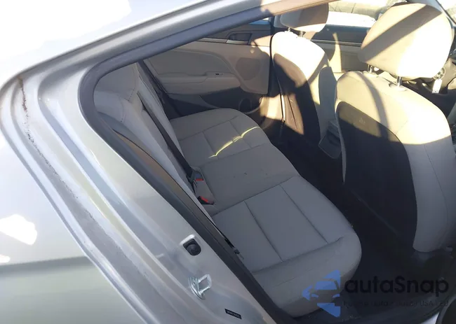 5NPD84LF7JH342213: 43882950