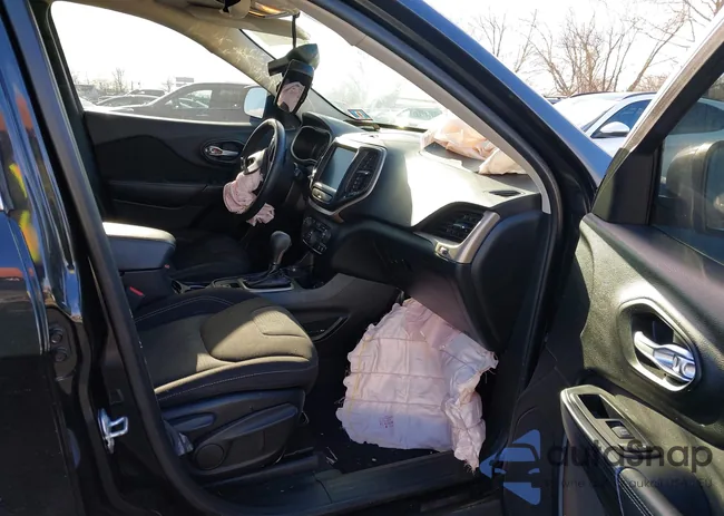 1C4PJMCS0GW372235: 43883018