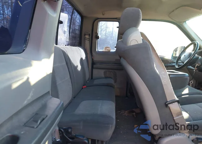 1FTNX21L52EC97861: 43883051