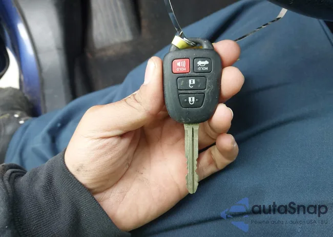 2T1BURHE9FC480779: 43883063