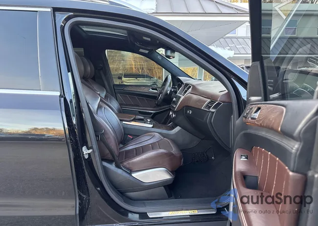 4JGDF7EE9DA221900: 43883277