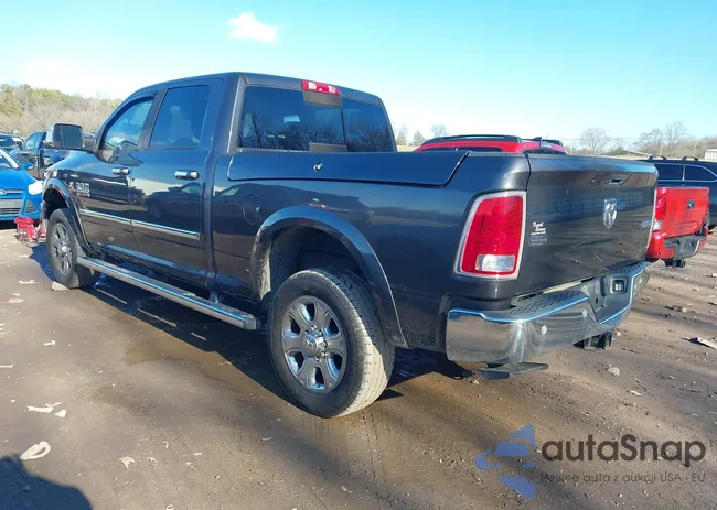 3C6UR5FL3JG237382: 43883355