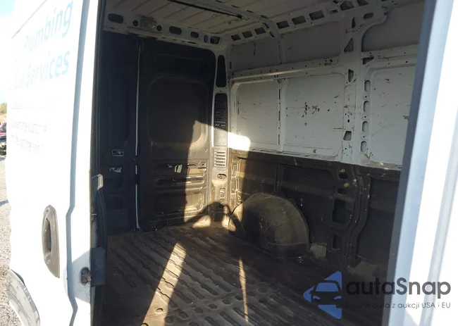 3C6TRVCG7EE107268: 43883422