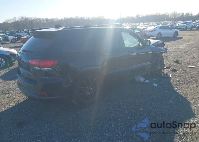 1C4RJFCT6LC208383: 43882482