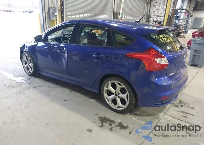 1FADP3L96DL300516: 43882565