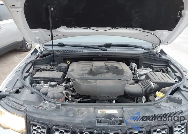 1C4RJFAG7LC121422: 43882618