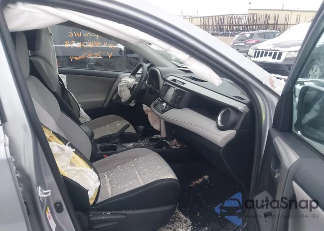 2T3RFREV6JW708264: 43882678