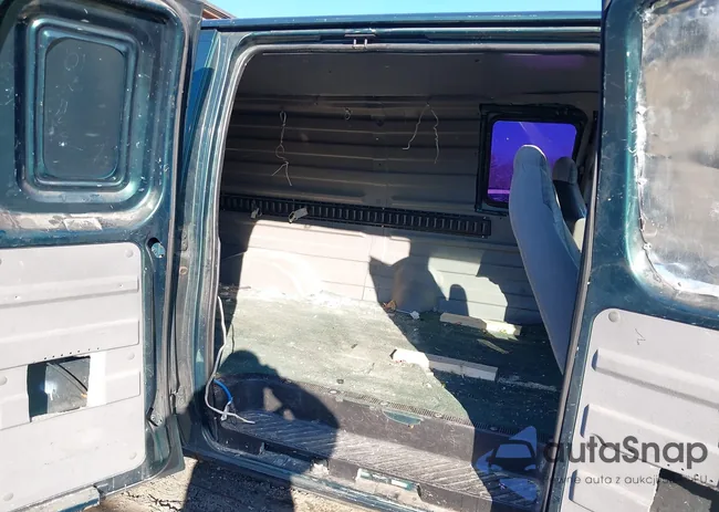 1FTSS34L91HA05550: 43882812