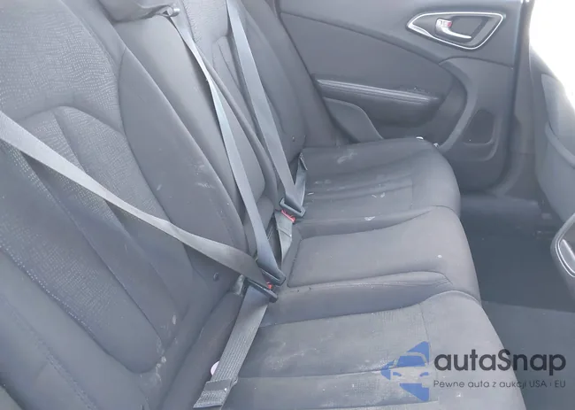 1C3CCCAB8FN593547: 43883923