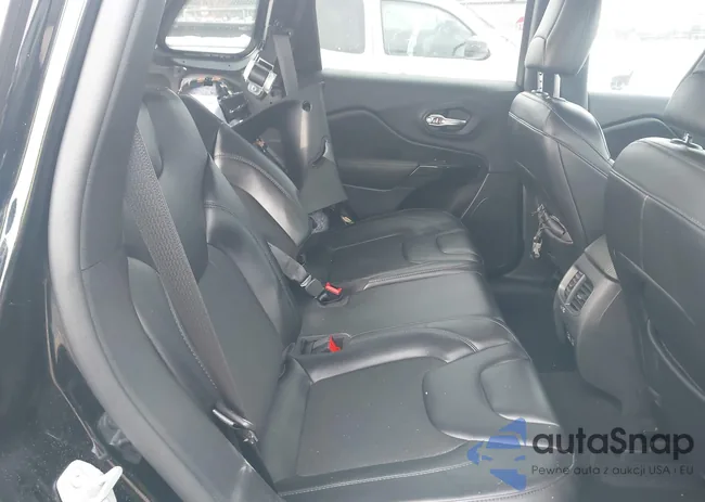 1C4PJLLB8MD173435: 43884012