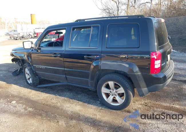 1C4NJRFB6ED616821: 43884019