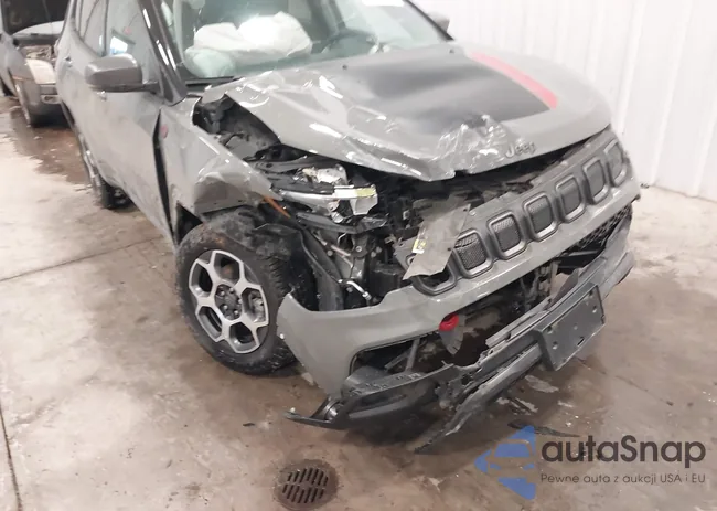 3C4NJDDBXNT101367: 43884083