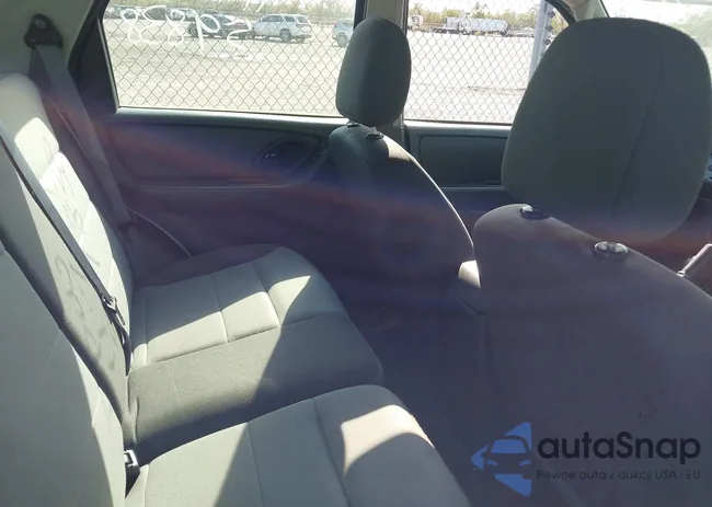 1FMYU02Z16KB98289: 43884086