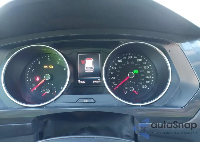 3VV1B7AX1JM011933: 43884246