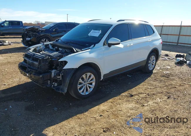 3VV1B7AX1JM011933: 43884246