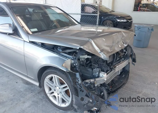 WDDGF56X88F139547: 43884332