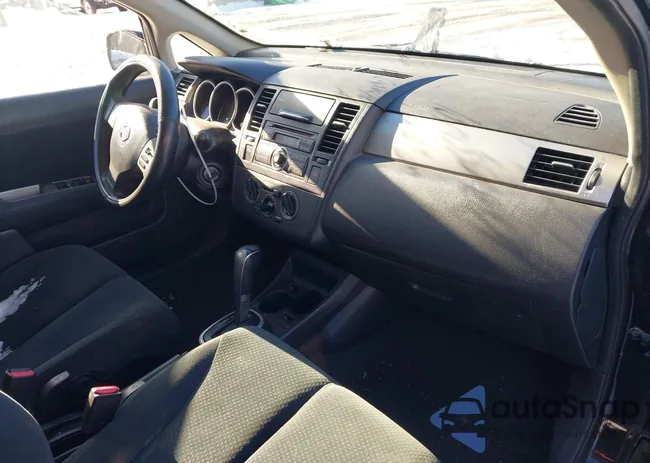 3N1BC1AP8AL414099: 43884340