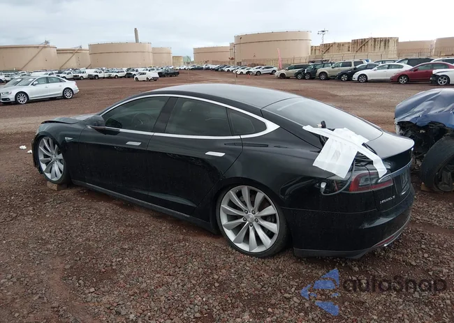 5YJSA1CP6DFP05557: 43883602