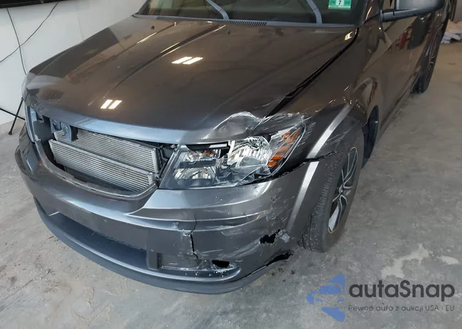 3C4PDCABXJT510624: 43884885