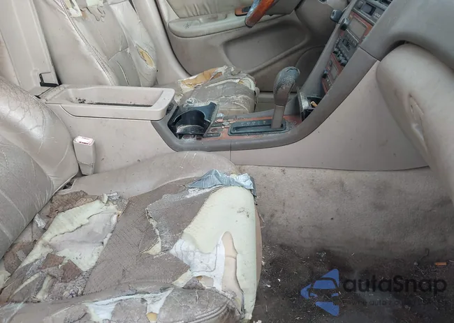 JT8BF28G110318990: 43884956