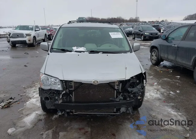 2A8HR54P58R136647: 43884960